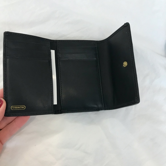 Coach Wallet NEW! - Picture 8 of 8